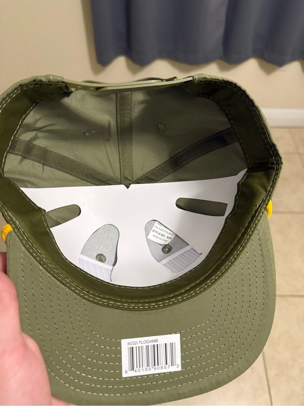 DECKY hat  Snapback Hat with Yellow Rope - Picture 5 of 7